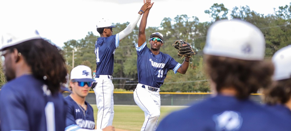 Baseball Pushes Win Streak to Eight with Sweep of South Florida State College
