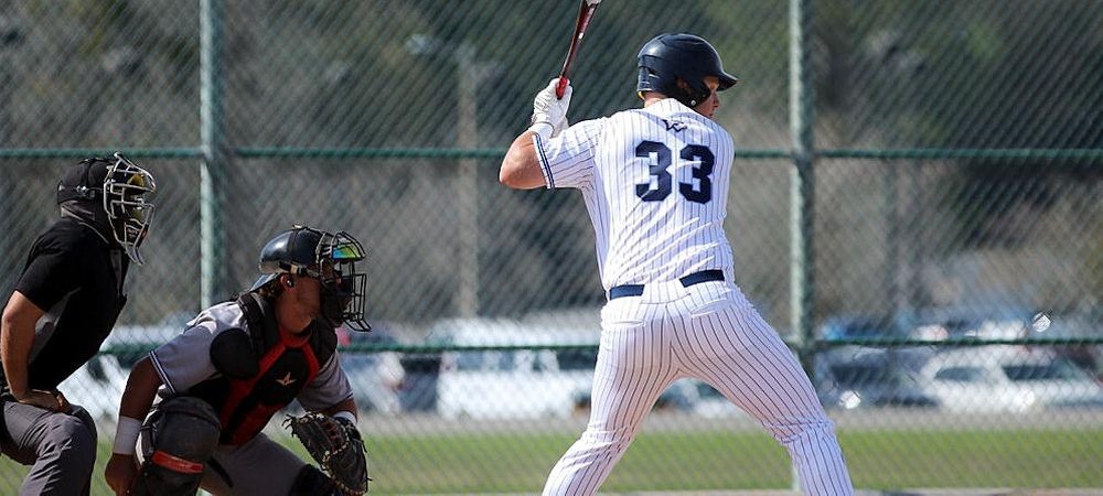 Baseball Sweeps Doubleheader with St. Petersburg, 6-2 and 7-6